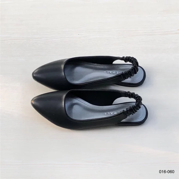 Elastic Back Slingback Flats in Black