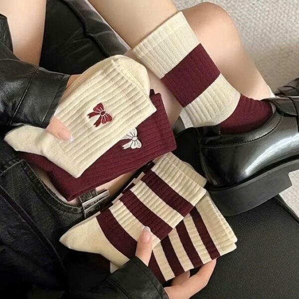 sg-11134201-821ds-mhamc6hy8yrsa8 Set of 5 Women's High-Collar Bow Pattern Socks