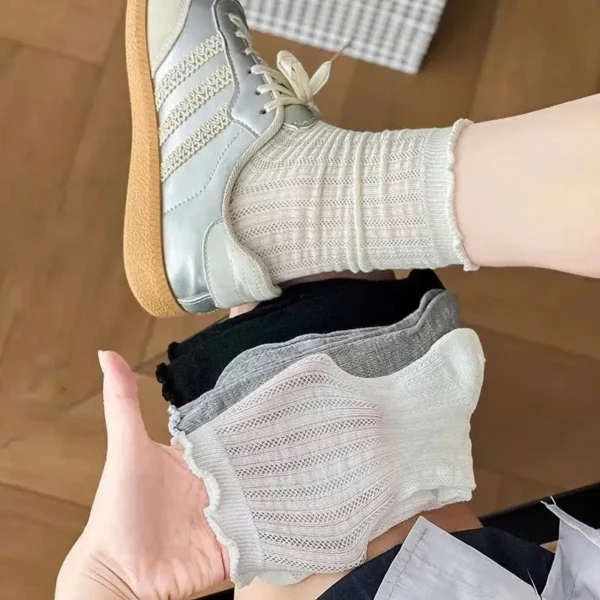 sg-11134201-8258s-mfwl88lma68964 Cute Korean-Inspired Casual Socks for Daily Wear