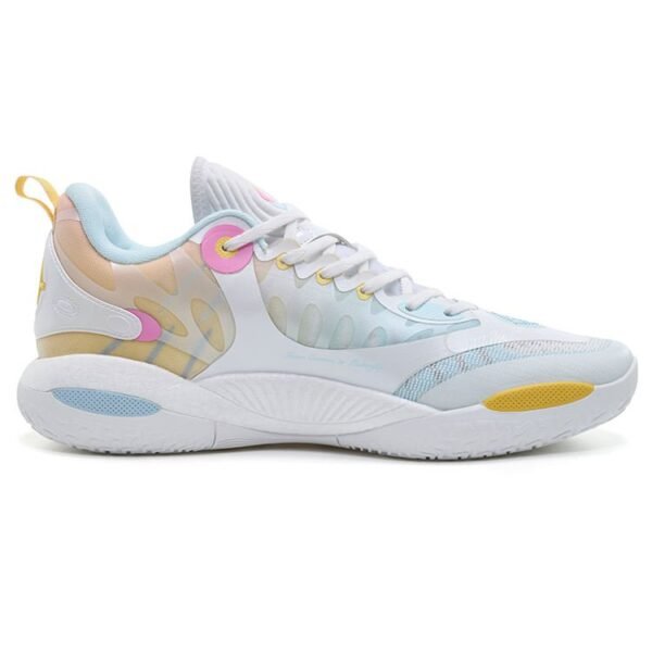 High Quality and Lightweight Basketball Sneakers for Training and Tournaments